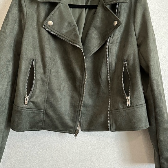 BB Dakota by Steve Madden Army Green Faux Vegan Suede Moto Jacket Size S - Picture 5 of 12